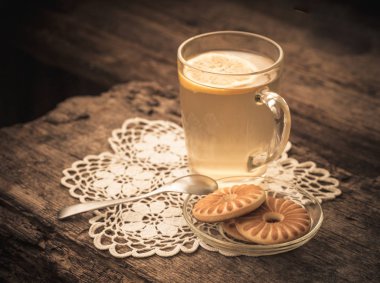 cam Kupası'nda limonata 