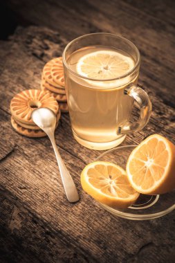 cam Kupası'nda limonata 