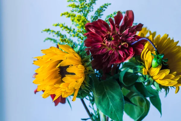 buket sarı ayçiçeği ile