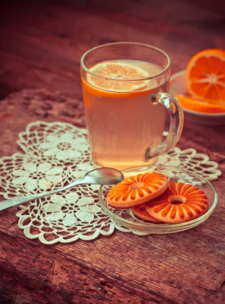 Limonade im Glasbecher — Stockfoto