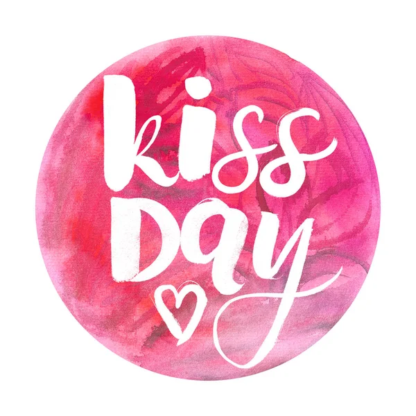 Акварельный бейдж с текстом: День поцелуя Абстрактный акварельный круглый дизайн — стоковое фото