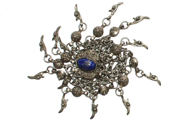 beyaz zemin üzerinde Vintage kolye