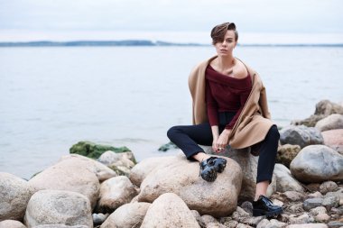 Deniz kenarına Sonbahar geldi