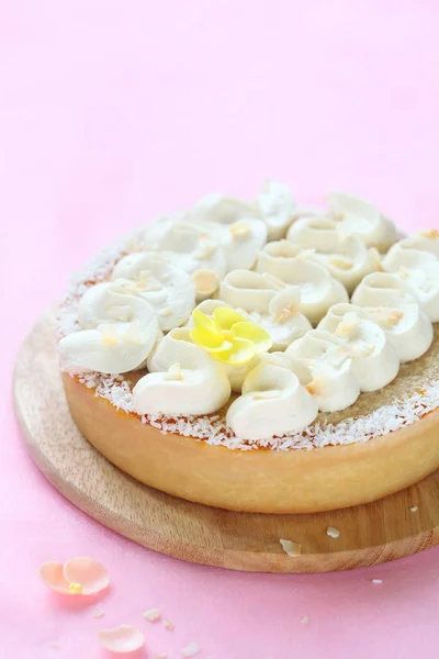 Contemporary Easter Coconut Tart — Stock Photo, Image