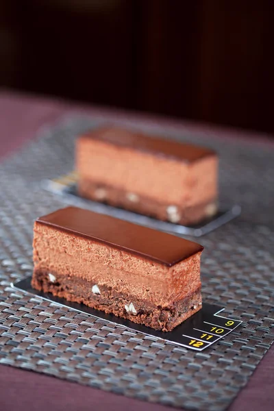 Barra de chocolate castaño —  Fotos de Stock
