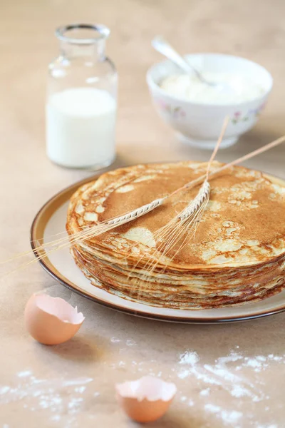 Geleneksel Rus blini - krep