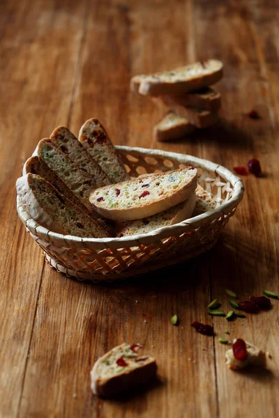 Biscotti (Italian Biscuits) with pistachios and cranberries — Stock Photo, Image