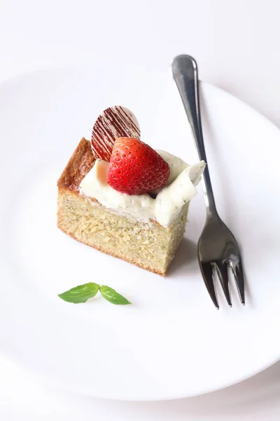 Slice of Basil Sponge Cake — Stock Photo, Image