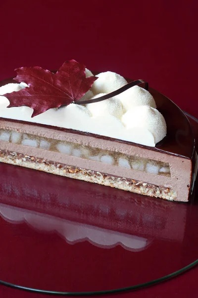 Kortárs csokoládé Mousse torta — Stock Fotó