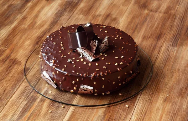 Chocolate Hazelnut Mousse Cake Covered Chocolate Glaze Decorated Chocolate Elements — Stock Photo, Image