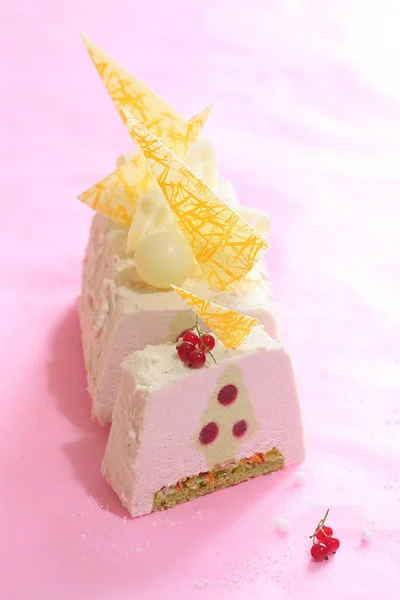 Contemporary Yule Log Cake Pistachio Sponge Candied Fruits Pistachio Mousse — Stock Photo, Image