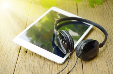 Müzik konsepti ile zaman sakin ol.