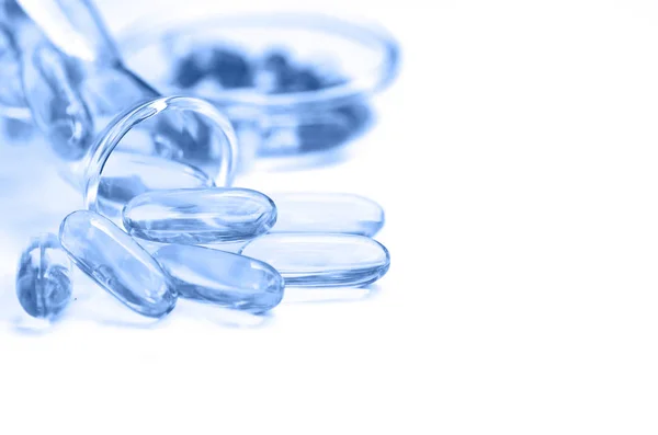Zachte gelatine capsule gebruik in de farmaceutische industrie. — Stockfoto