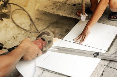 Ev yenileme. Ebatlama ve döşeme.