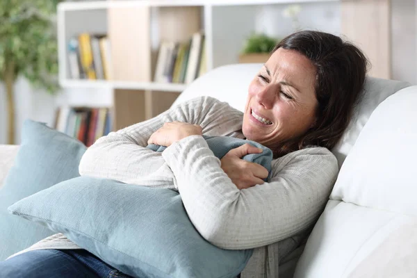 Sad Adult Woman Crying Sitting Sofa Holding Pillow Living Room — Stock Photo, Image