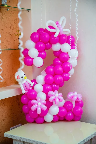 Número Dos Hizo Globos Blancos Rosados Cumpleaños Una Chica — Foto de Stock