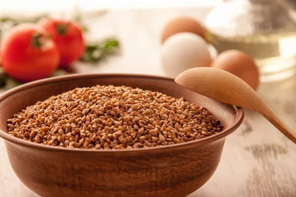 Ahşap plaka ham buğday ile