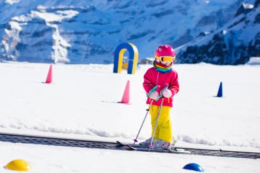 Çocuk Kayak Okulu