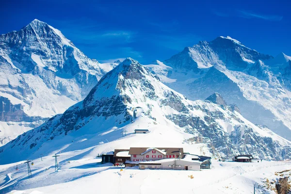 瑞士阿尔卑斯山的鸟瞰图 — 图库照片