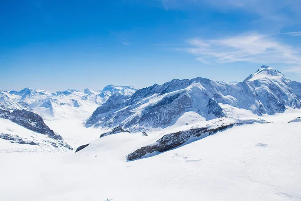 Vista aérea de los Alpes suizos — Foto de Stock