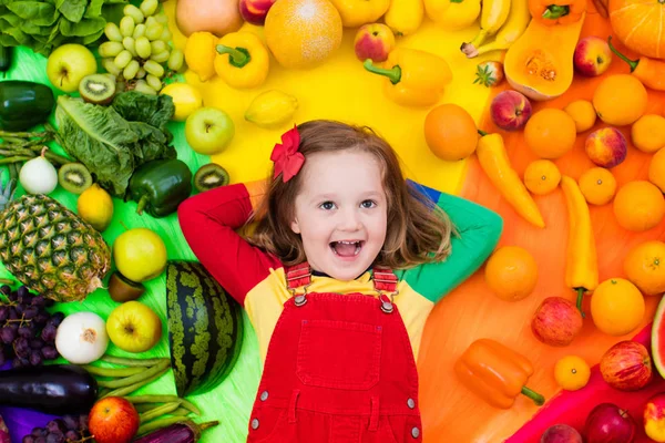 Healthy fruit and vegetable nutrition for kids — Stock Photo, Image