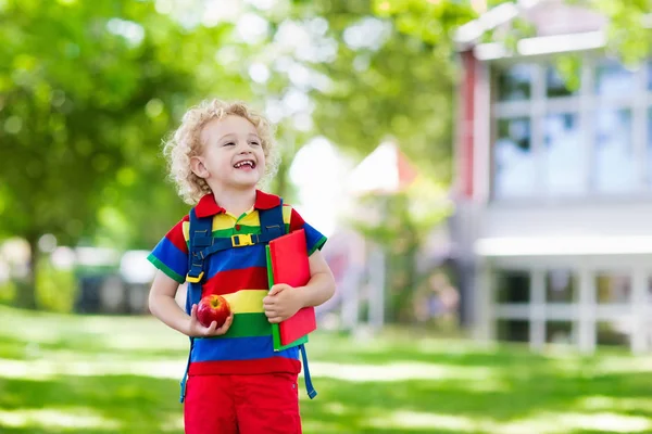 Child going back to school, year start — Stock Photo, Image