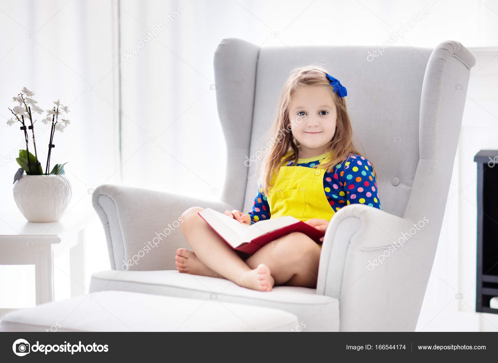 Livro De Leitura Da Crian A As Crian As Ler Livros Stock Photo ~ Quarto Crianca Menina Com Poltrona Leitura Quarto Livro De Leitura Da Crian A As Crian As Ler Livros Stock Photo ~ Quarto Crianca Menina Com Poltrona Leitura Quarto