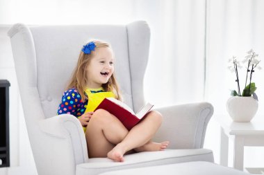 Çocuk okuma kitabı. Çocuk kitapları.