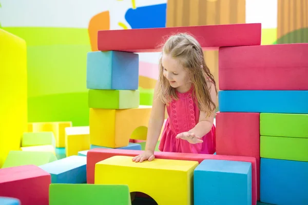 Kids play. Construction toy blocks. Child toys — Stock Photo, Image