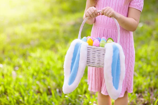 Kids Eggs Basket Bunny Ears Easter Egg Hunt Sunny Spring — Stock Photo, Image