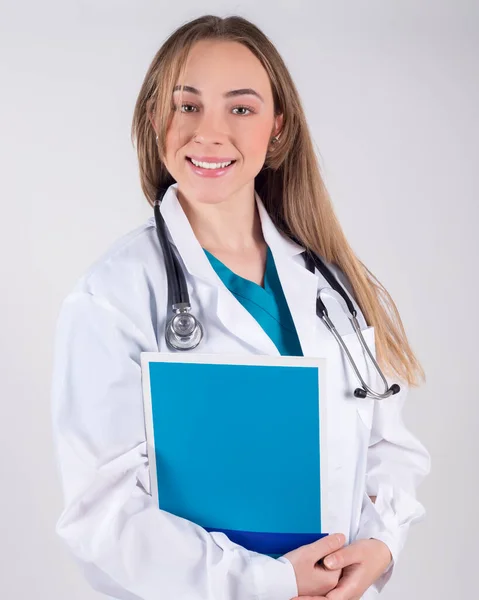 Close Female Doctor Folder Sucking Blonde Woman — Stock Photo, Image