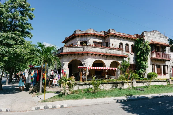 Cuba, Varadero - 16 September 2016: huis in Cuba — Stockfoto