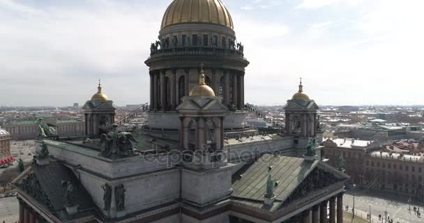 St. Isaacs kathedraal van Sint-Petersburg luchtfoto Shoot — Stockvideo