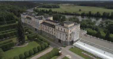 Manor Arkhangelskoe anteni