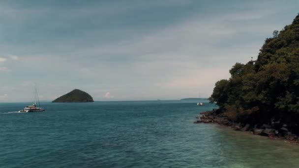 Drohne auf thailändischer Koralleninsel abgeschossen — Stockvideo