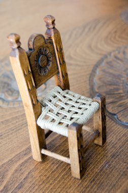  el yapımı ahşap mini sandalye