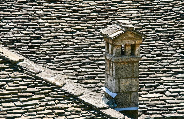 Pedra feita telhado na Grécia — Fotografia de Stock