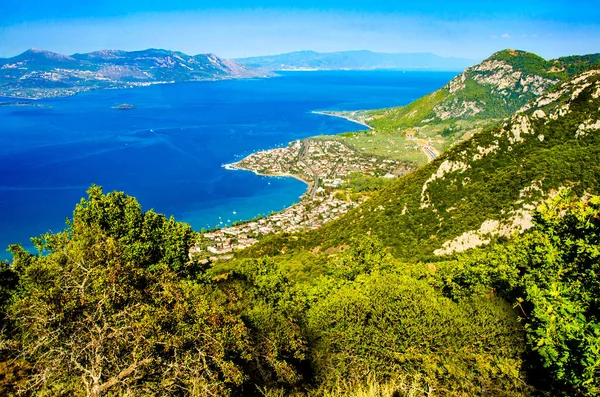 Panorama görünüm cape kama Vourla şehir ve Ege Denizi. Bir bilgisiyle