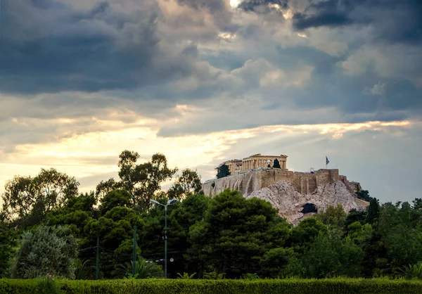 Tempio del Partenone sulla collina dell'Acropoli ad Atene, Grecia . — Foto Stock