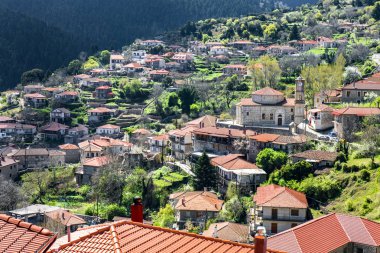 dağ köyü, Arcadia, Yunanistan Baltessiniko görünümünü