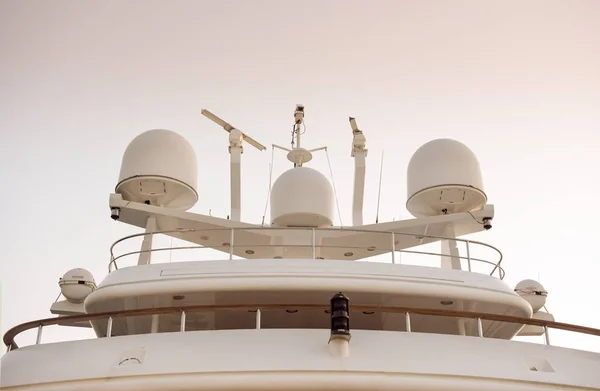 Radar Communication Navigation System Tower Luxurious Yachts — Stock Photo, Image