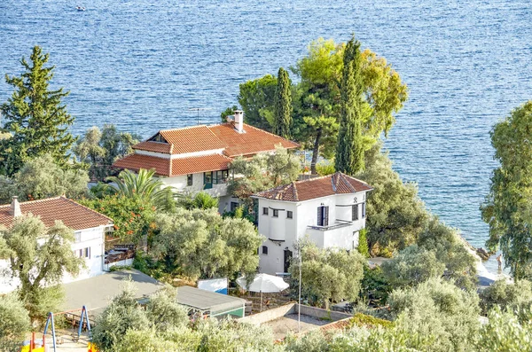 Casas con vistas al mar en el pueblo de Horto. Países Bajos —  Fotos de Stock