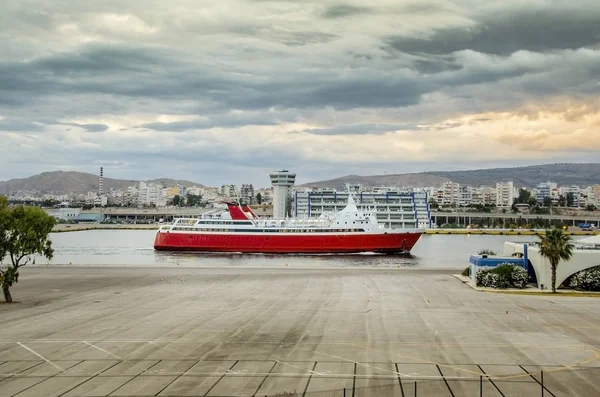 Widok Dok Handlowy Portu Pireus Grecja — Zdjęcie stockowe