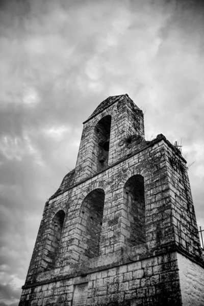 Antigua Muralla Campanario Bajo Cielo Dramático Epiro Ioannina Grecia — Foto de Stock