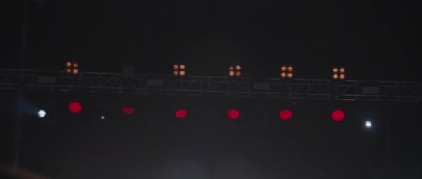 Holofotes Palco Piscando Durante Show Vivo Clube Noturno Estádio Câmara — Vídeo de Stock