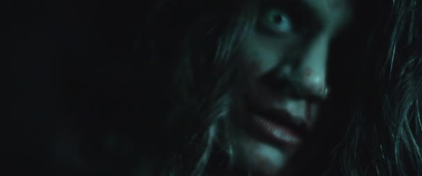 Terrifying Creepy Zombie Woman White Eyes Bloody Face Scary Look — Stock Video