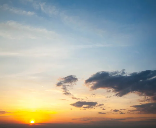 Beautiful and heavenly sunrise — Stock Photo, Image