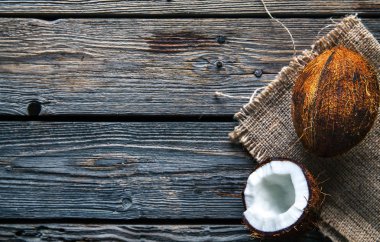 Hindistancevizi bir ahşap arka plan, gıda, doğa