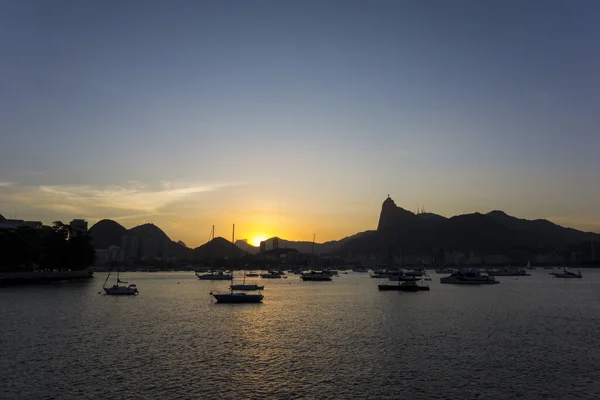 Bella vista sul paesaggio del tramonto di Rio de Janeiro da Urca — Foto Stock