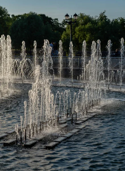 Fontaine Parc Coucher Soleil — Photo